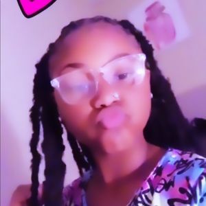 Meet your Posher, Trinity